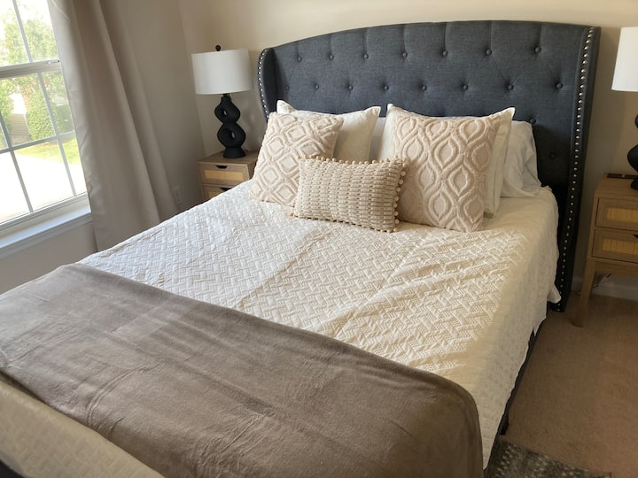 Schlafzimmer 1