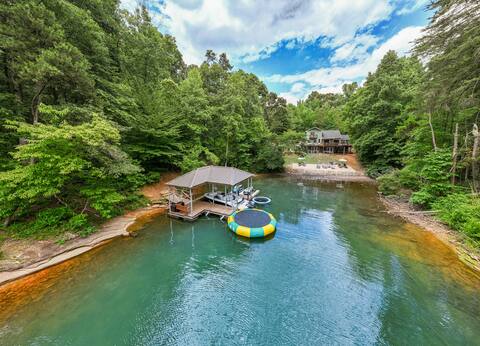 Lake Keowee’s Cabin By The Cove, Boat & PWC Option