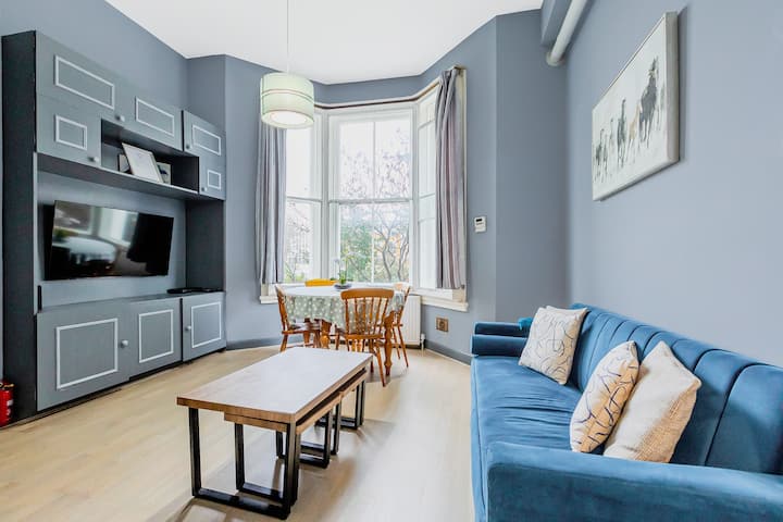 New! Cosy 1br Retreat | Explore Holland Park - London
