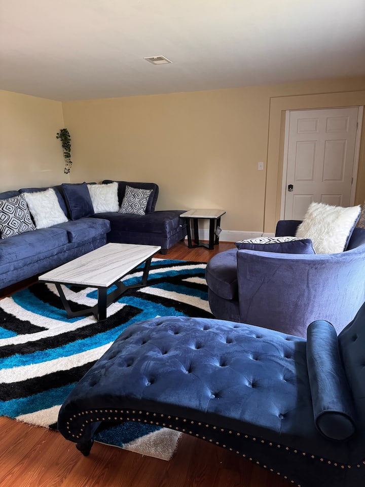 Enchanting 4 Bedroom With 2 Full Bathrooms - Hyattsville, MD