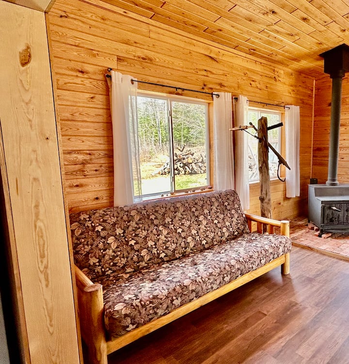 Scenic View Hideout - Winter, WI