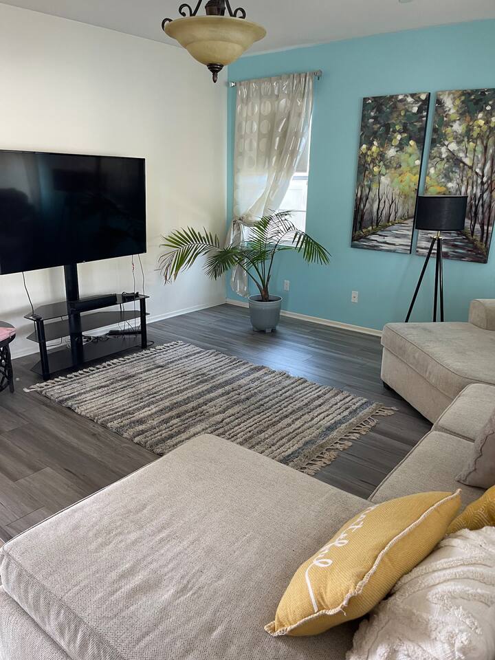 A Vibe Nestled in San Jacinto