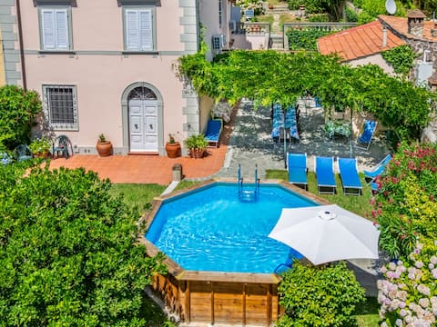Villa in Toscana Pisa/Lucca Pool air conditioning.