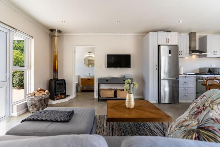 Bellevlei Estate | Protea Cottage - Stellenbosch