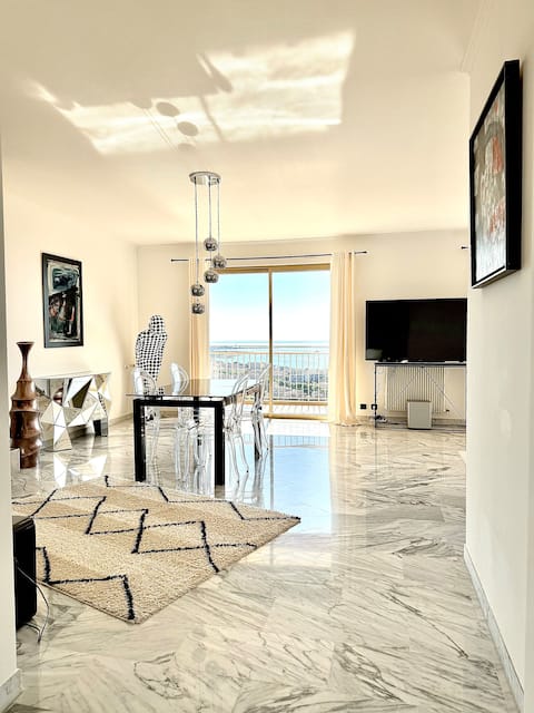Airbnb performant: Sumptuous apartment with sea view! à Cagnes Sur Mer