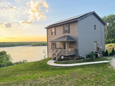 Havana Day Dreamin’ On Quiver Lake. Game room!