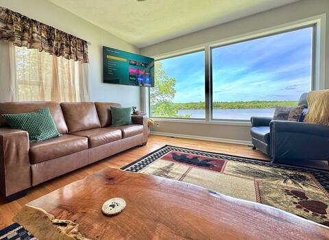 Havana Day Dreamin’ On Quiver Lake. Game room!