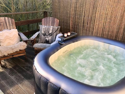 CHILLma Cottage Dachterrasse Whirlpool