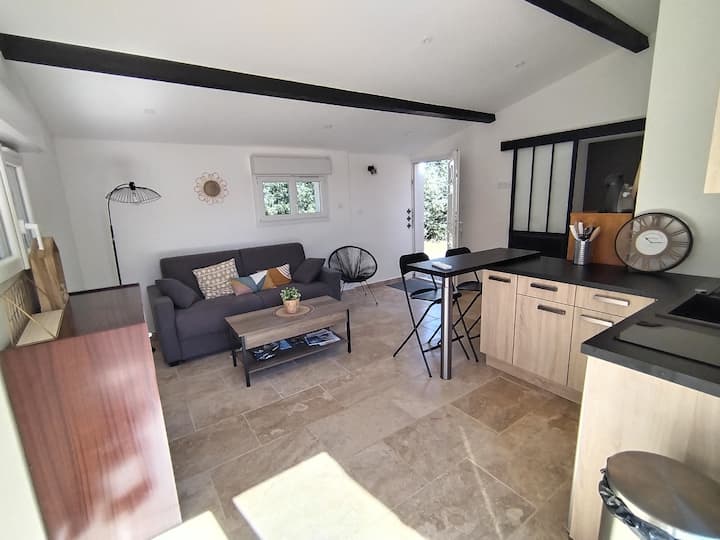 Studio Meublé Indépendant Chez L'habitant - Nans-les-Pins