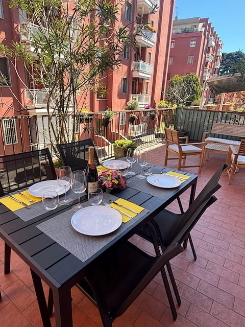 Large two-room apartment with terrace and private parking