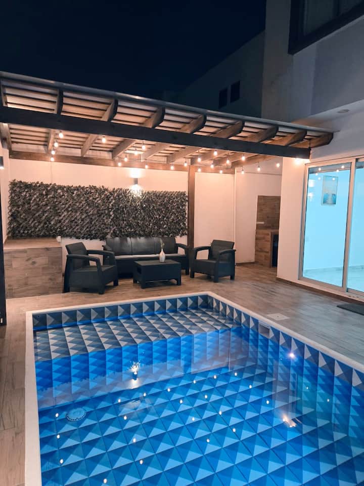 Family retreat · private pool & beach nearby