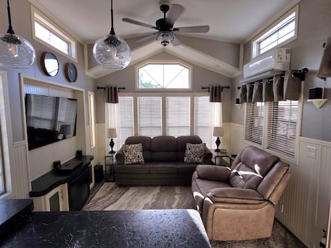 Top performing Airbnb: Melbourne Beach Tiny Home in Melbourne Beach