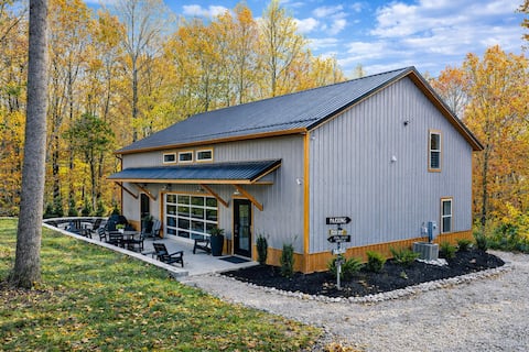 6BR Retreat near Patoka Lake, Sleeps 14, Fire Pit