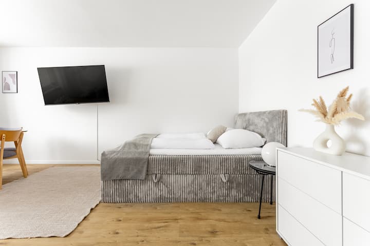 Global Living: Kitchen | Patio | Munich - Ismaning