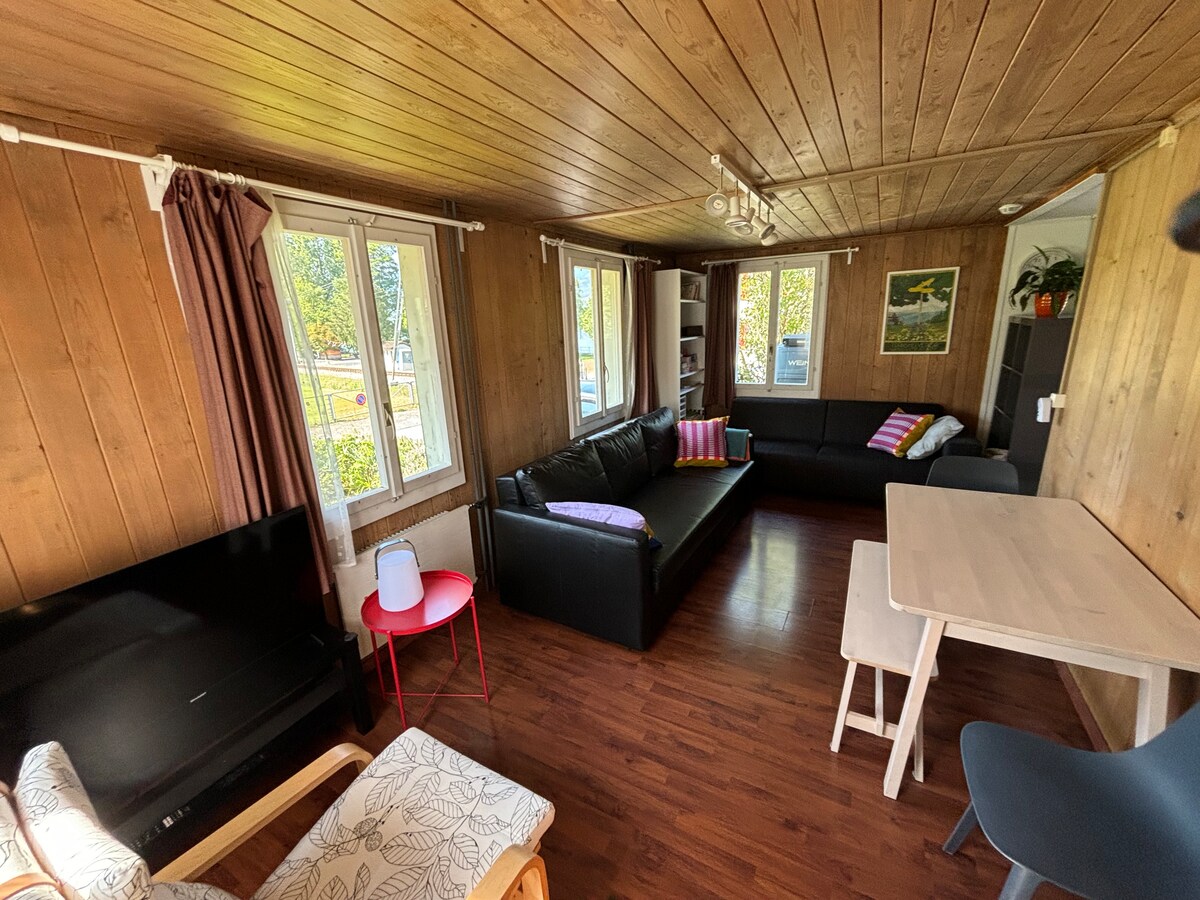 Top performing Airbnb: Holiday home on Lake Sarnersee in Obwalden