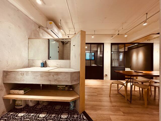 西門站4號出口 步行5分鐘 適合家庭團體旅遊 gallery image 3