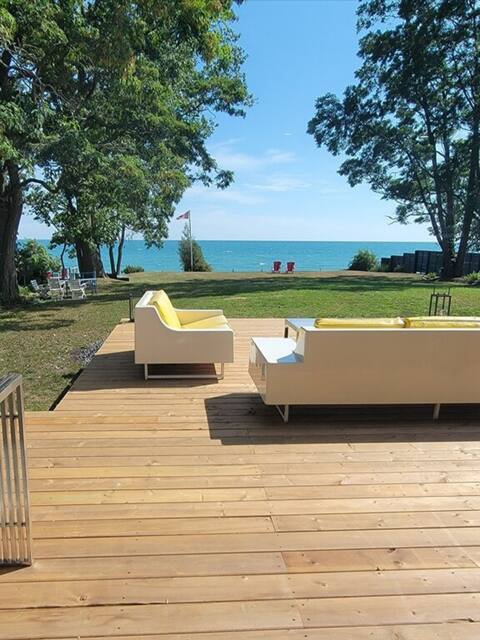 The Wellington Lakehouse