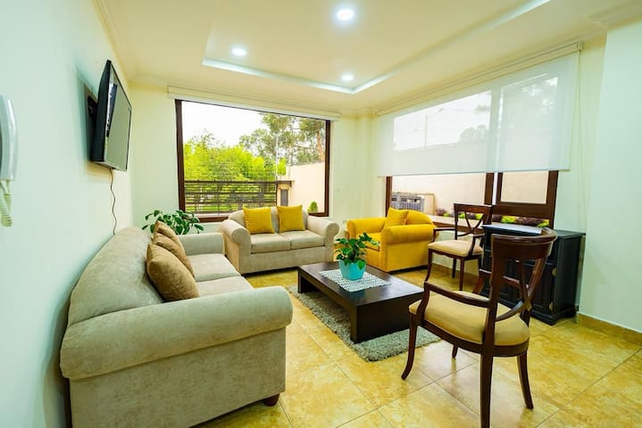 Entire home with 2 bedrooms in Cuenca - Lovely apartment (riverside)