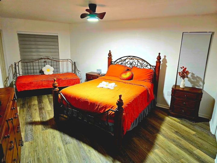 საძინებელი 1