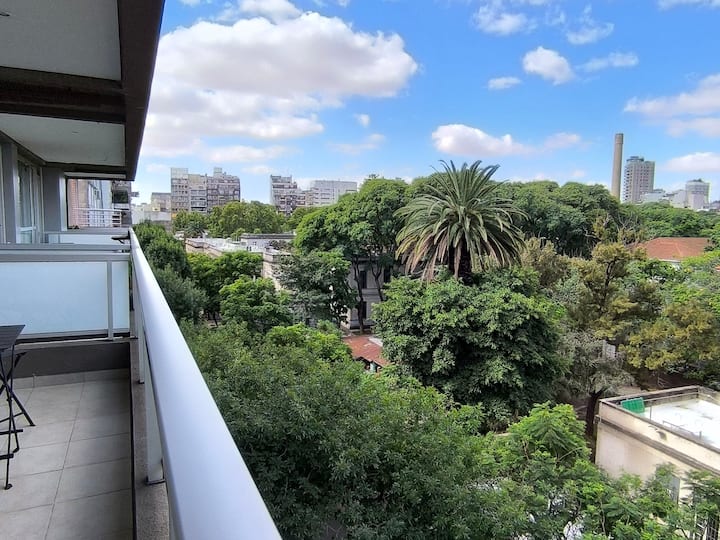 Renovated one-bedroom apartment in Recoleta with pool and terrace