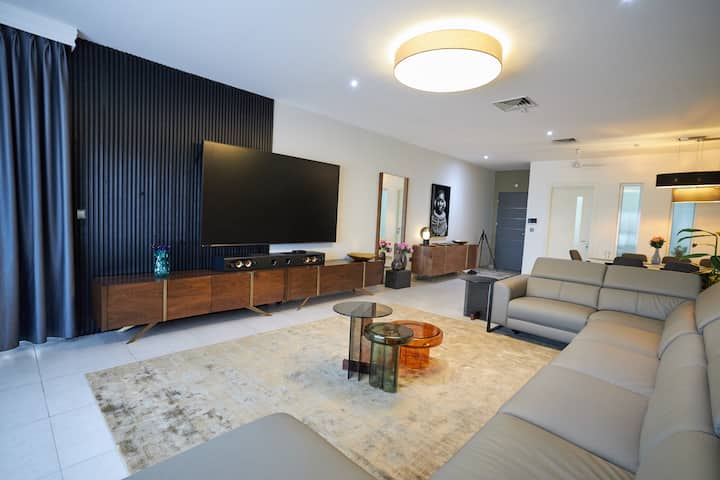 4br Oasis W/ Pool, Walk To West Hills Mall - Ghana
