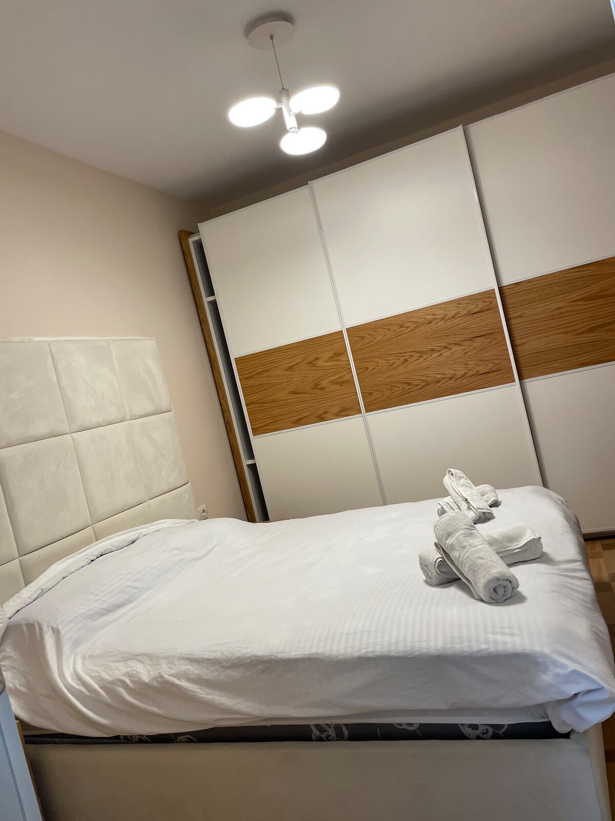 Listing 1117965756256539272