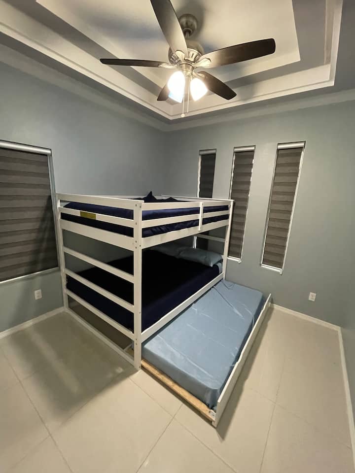 غرفة النوم 1