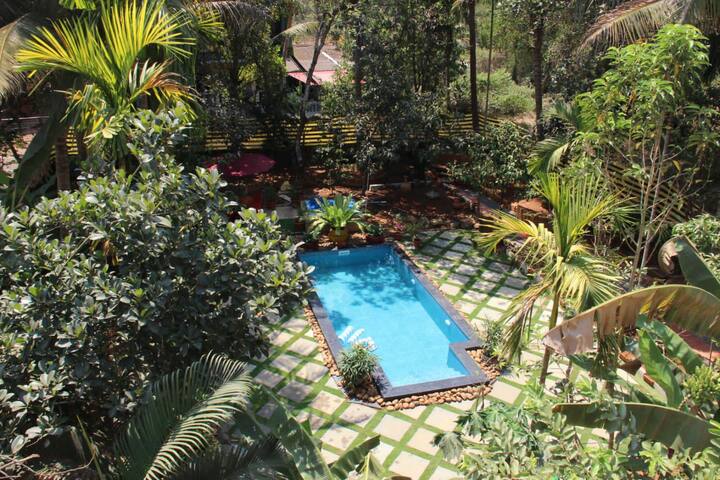 6 bhk Villa, with Pvt. swimming pool in North Goa