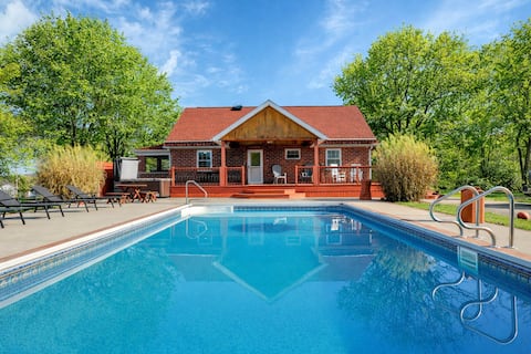 Popular Airbnb listing: Pickle Hill - pool, pickleball court, sleeps 10! in Logan