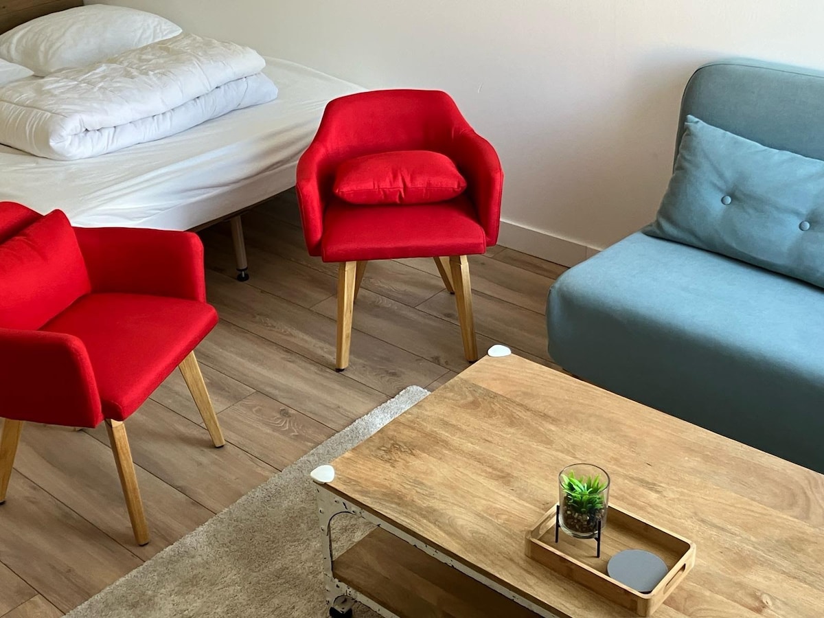 Beliebte Airbnb-Anzeige: Sea view apartment/close to beach in Donville Les Bains