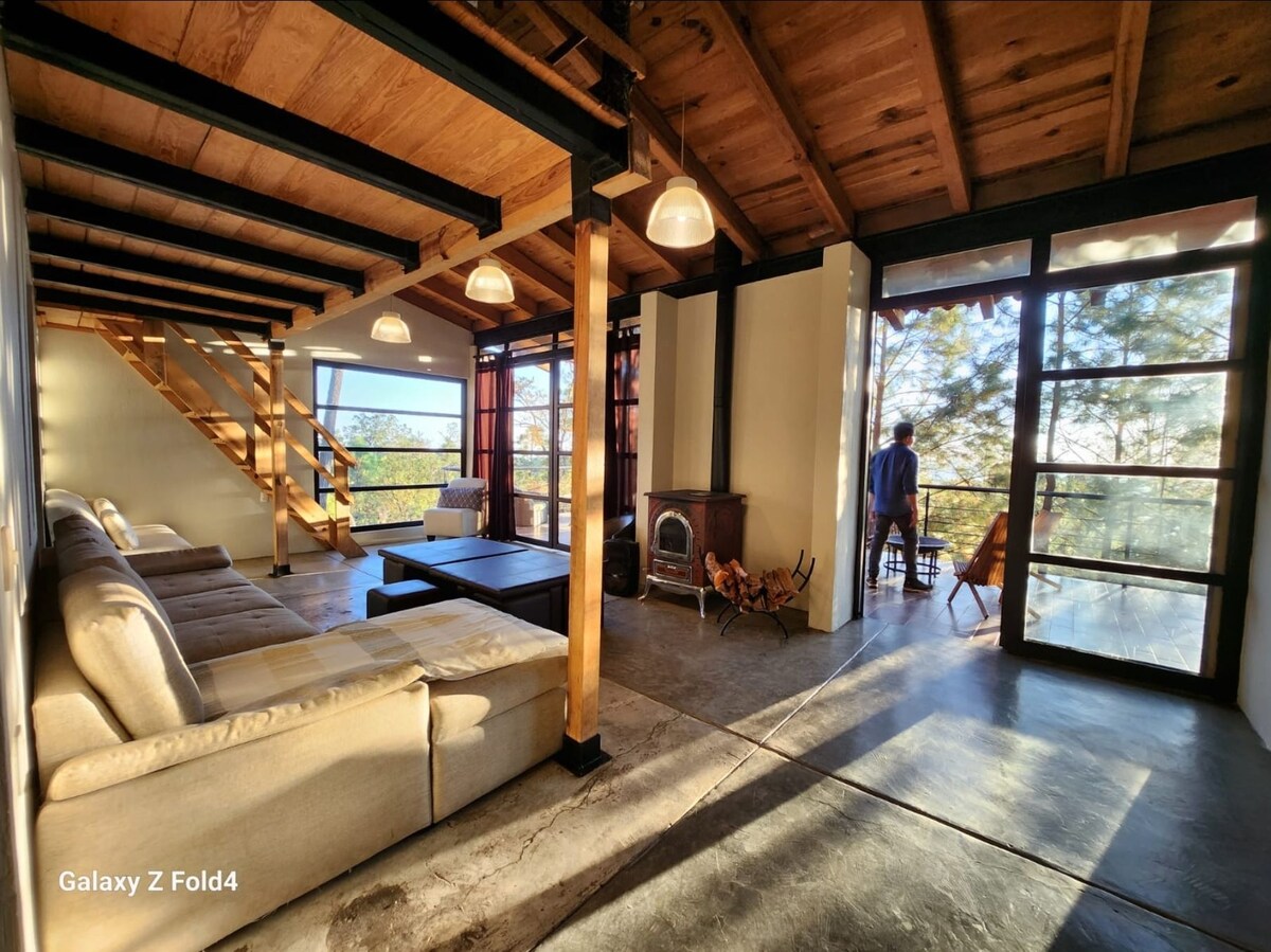 Popular Airbnb listing: Cabaña San Miguel for 16 in Juanacatlán