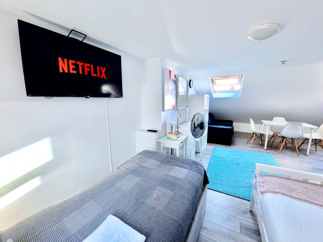 Full House 5 Rooms 3 Bath London gallery image 2