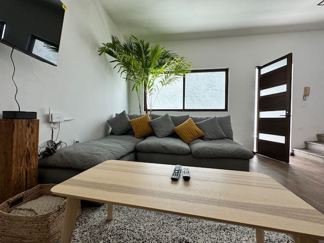 Comfy house in Condesa 5 BR