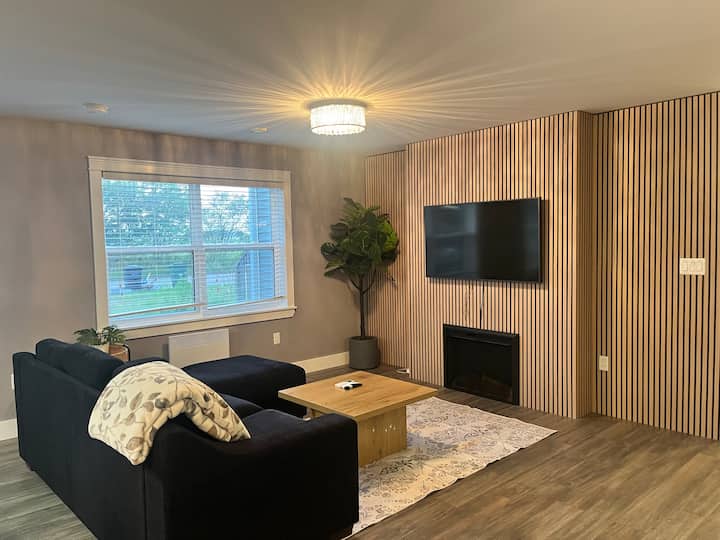 Modern 2 King Beds Close To Hospital&all Amenities - Charlottetown