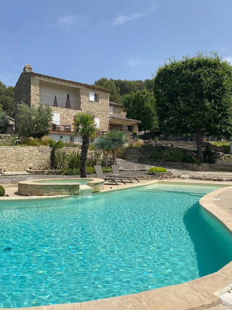 La Souvenance - Classified villa on the heights