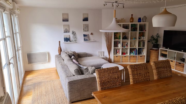 Appartement 100 M² Avec Parking. - Le Plessis-Robinson