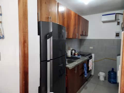 Beach-River Apt. 4 Bed-Wifi-Hot Water-AC, Paraiso