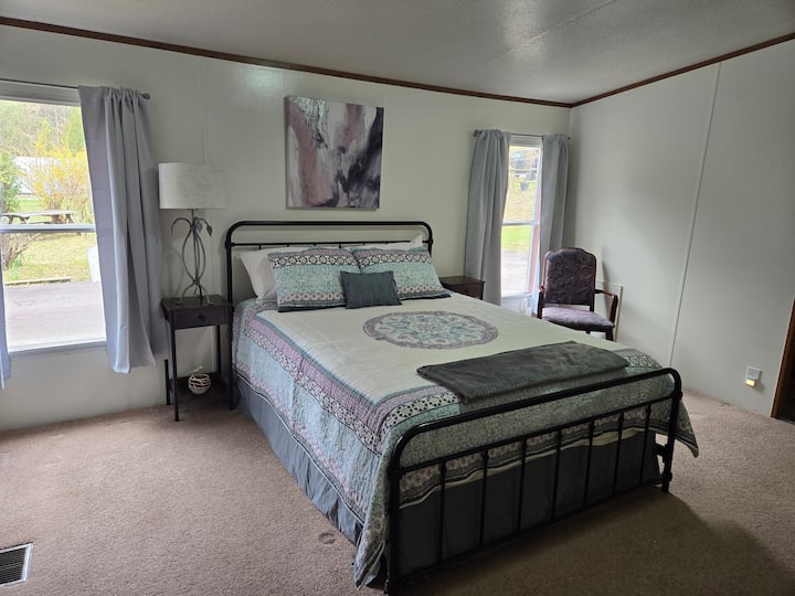 Schlafzimmer 2