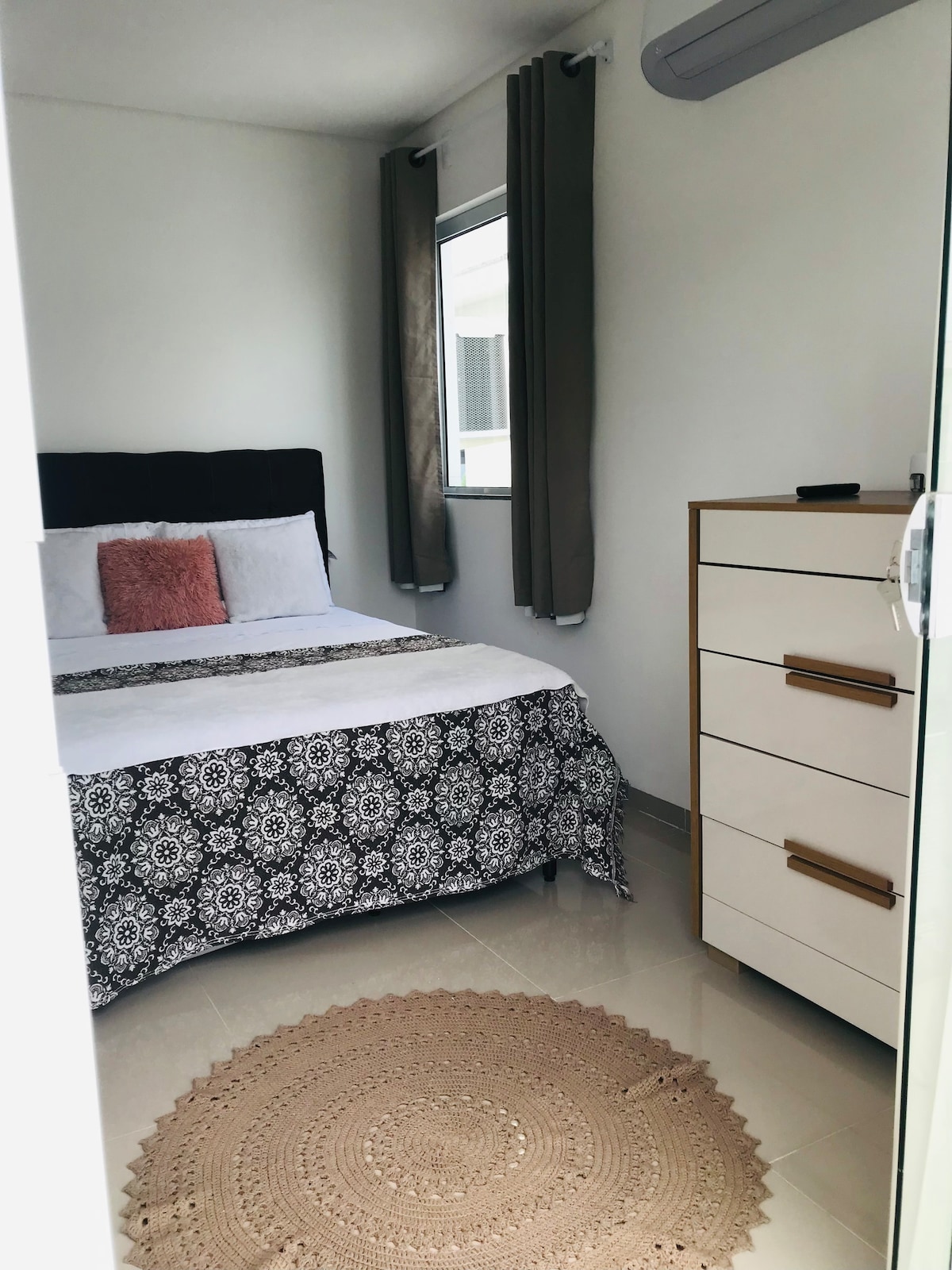 საძინებელი 2