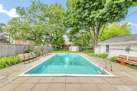 Private Pool Oasis | 5BR 3BA Home + PS4 + Foosball