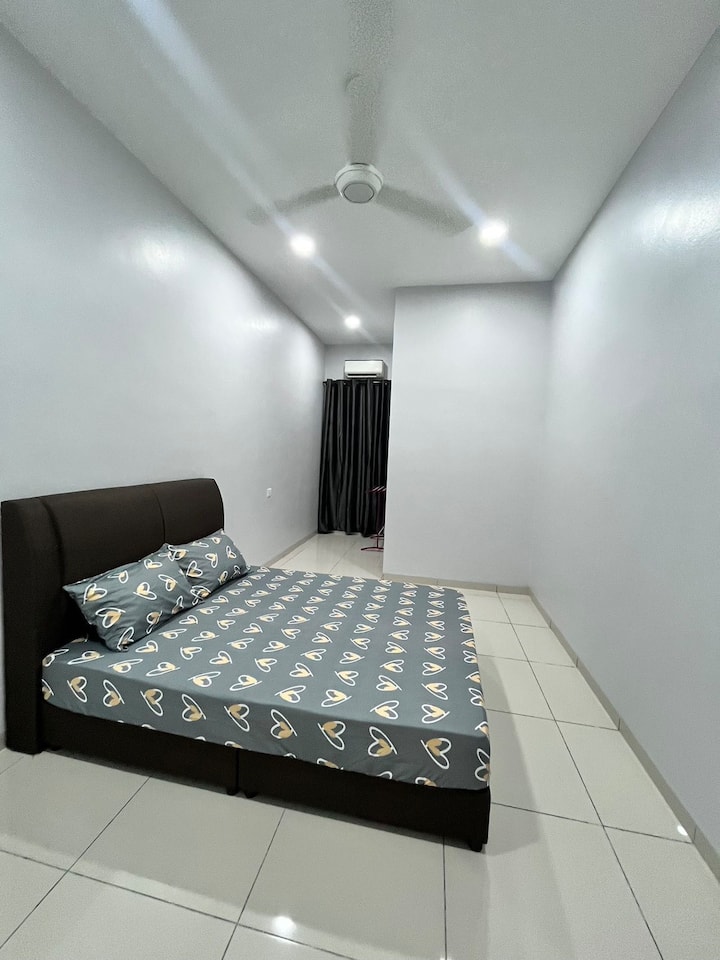 საძინებელი 4