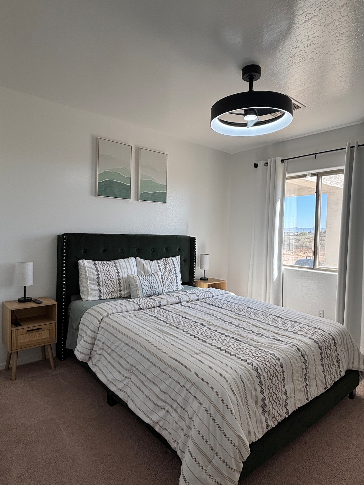 חדר שינה קווין בסגנון בוהו 