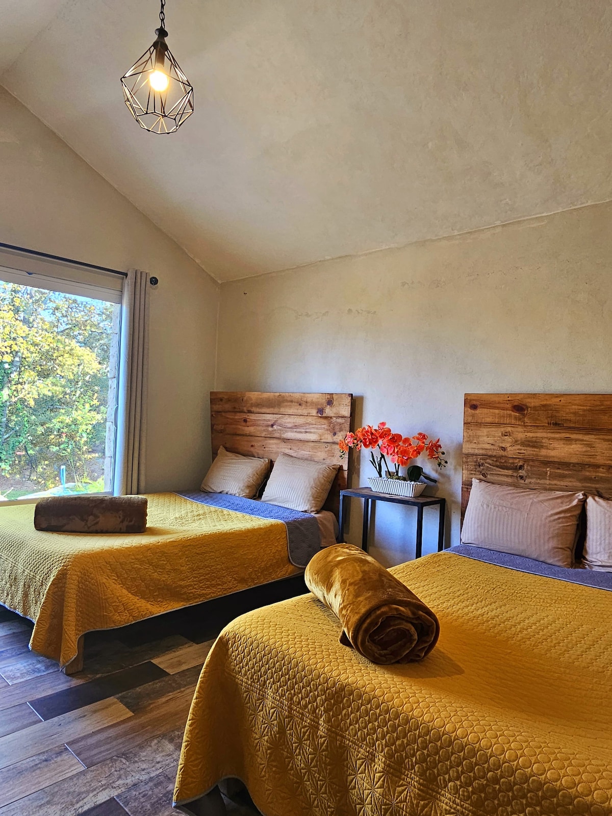 غرفة النوم 2