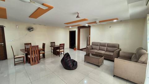 Spacious 3BHK in Hitech City