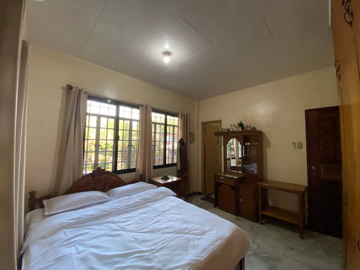 Granny's Staycation Near The Beach - Bauang