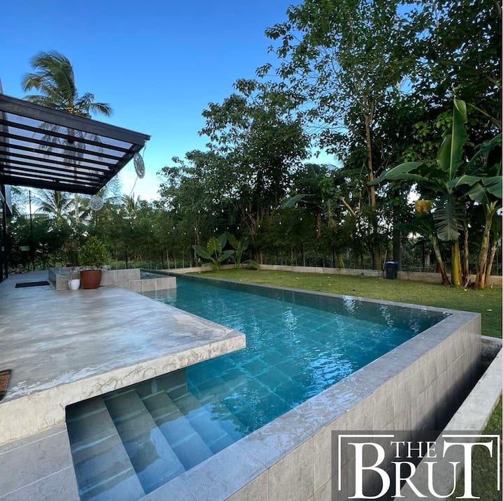 The Brut At Magallanes Cavite - 