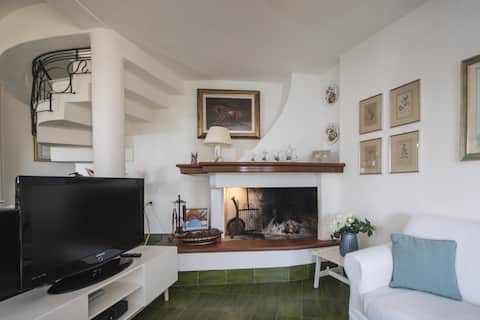 Top performing Airbnb: Villa Luna - Torre delle Stelle - Swimming pool by the sea in Maracalagonis