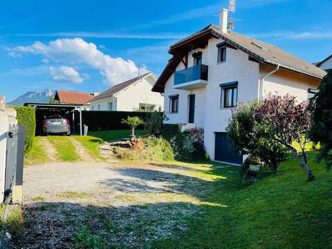 Villa. Evian les Bains between lake and mountain