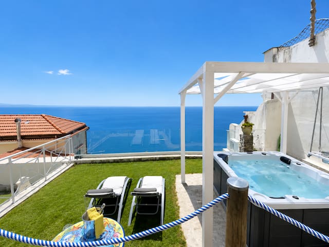 Guest favorite listing in Amalfi Coast