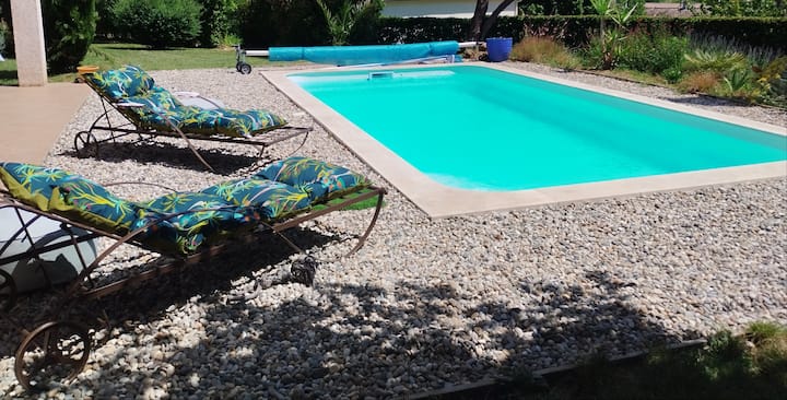 Chambre, Petit Déjeuner - Piscine - Cuisine D'été - Ruoms